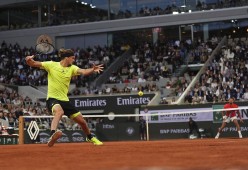 九游app下载 -德约科维奇连续三场比赛得分超过战术调整，瑞士队不断突破！(德约科维奇比赛录像)