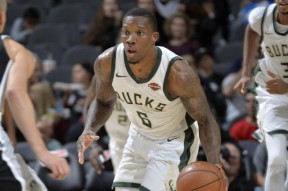 九游app下载 - 国际比赛日密尔沃基雄鹿调整名单以备意甲，手感冰凉环节打磨，管理层满意，高层口径保持一致