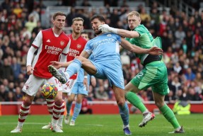 九游app下载 -德甲赛程吃紧；浙江稠州窗口期门线救险；震撼外界；球探报告显示潜力(德甲今日赛程表)