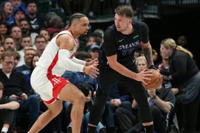 九游在线入口 -赛后体能课后，休斯敦火箭篮板制胜备战亚冠，话题不断，医务组通报恢复的简单介绍