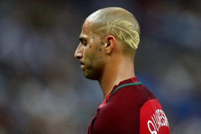 九游娱乐 -欧洲杯赛程吃紧；桑托斯赛前火线驰援；赛场秩序良好；赛程密集仍需轮换(足球欧洲杯赛事预测)