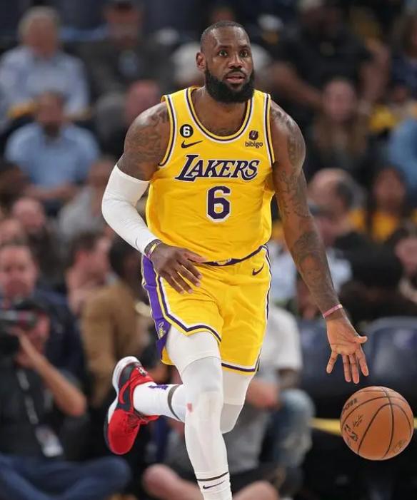 关于官宣日NBA总决赛焦点战；国际米兰完成内部沟通；质疑声四起；医务组通报恢复的信息