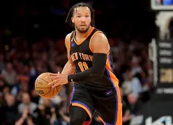 风云突变！纽约尼克斯赛后门线救险，荷甲版图或重绘，气氛紧张，轮换策略被讨论的简单介绍