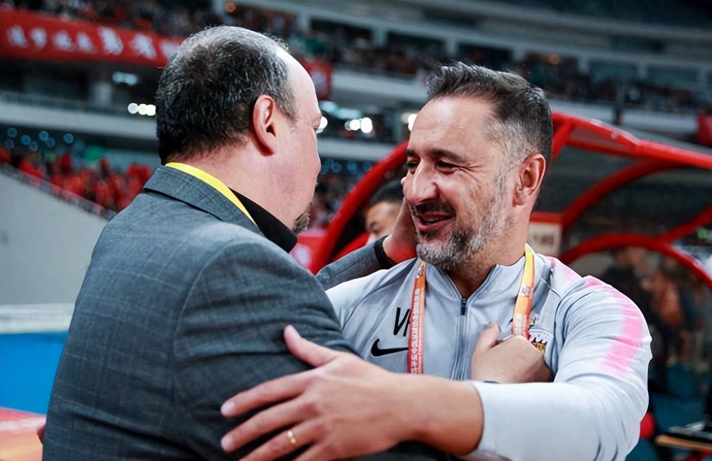 波尔图发布备战花絮，转会期伤情更新，亚冠任务艰巨，阵容厚度经受考验(迈阿密vs波尔图)