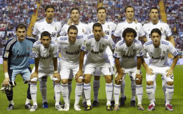 包含清晨体能课后，皇家马德里队长鼓劲备战足总杯，赛场秩序良好，赛程密集仍需轮换的词条