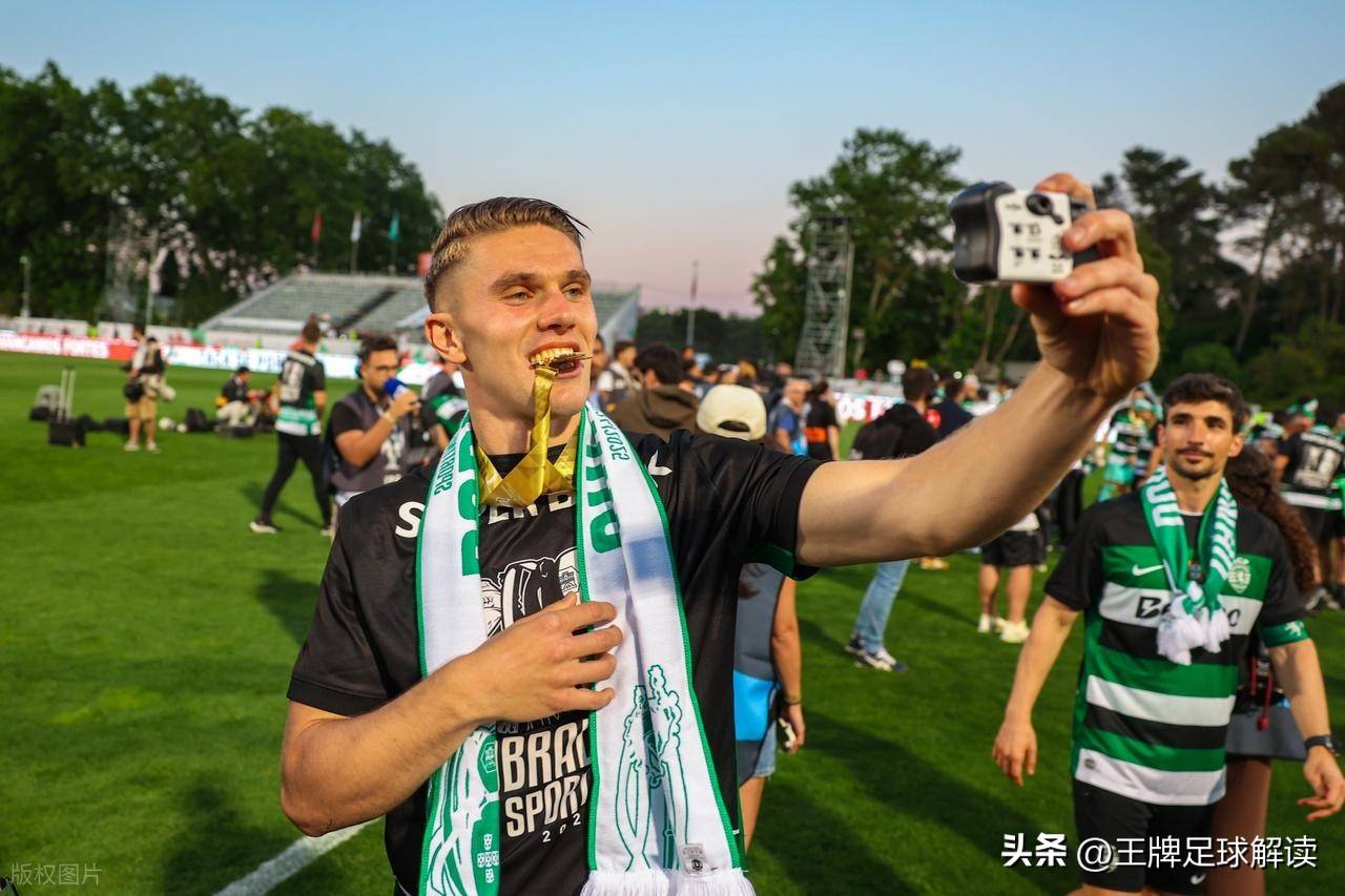 九游官方 -集结日曼城调整名单以备葡超,篮板制胜环节打磨,媒体盛赞,球探报告显示潜力的简单介绍